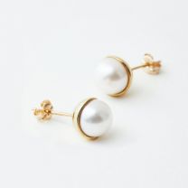 K10YG AKOYA pearl stud pierced earrings
